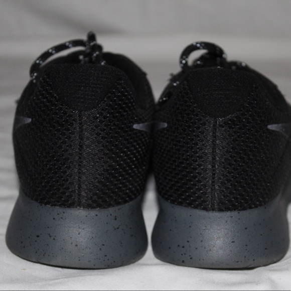 g75141updated yesterday $40 $85 size 11 this item is sold